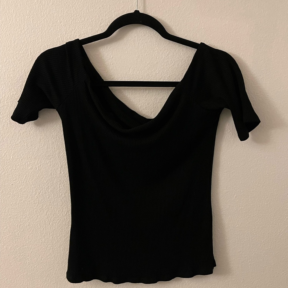 Off the Shoulder Ribbed Shirt